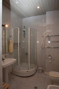 Holiday Apartment in Tbilisi (Tbilisi) or holiday homes and vacation rentals