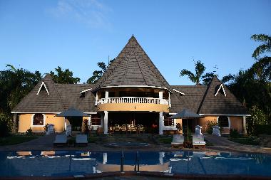 Bed and Breakfast in Diani (Coast) or holiday homes and vacation rentals