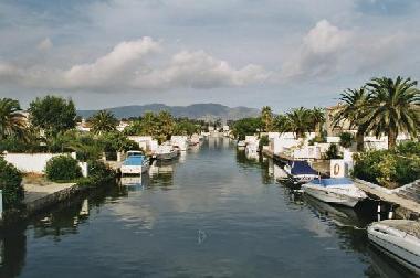 Holiday Apartment in empuriabrava (Girona) or holiday homes and vacation rentals