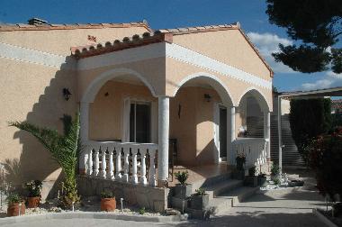 Holiday House in L'Ametlla de Mar (Tarragona) or holiday homes and vacation rentals