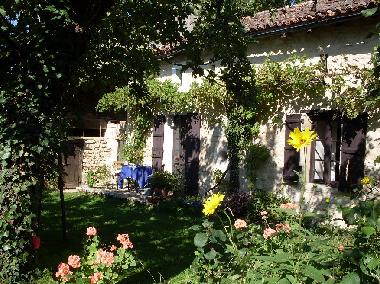 Holiday House in Varaignes (Dordogne) or holiday homes and vacation rentals