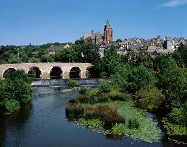 Holiday Apartment in Hohenahr (Lahn-Dill) or holiday homes and vacation rentals