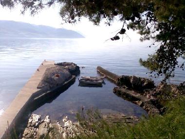 Trstenica beach