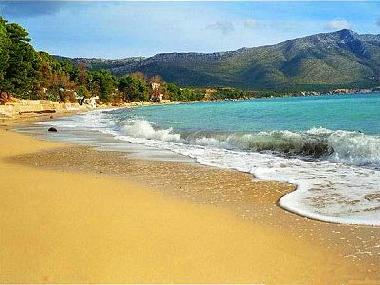 Trstenica beach