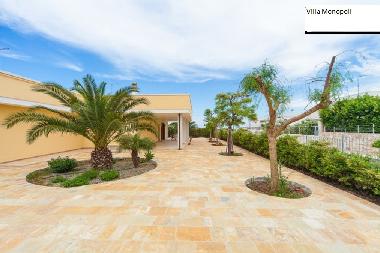 Villa in Monopoli (Bari) or holiday homes and vacation rentals