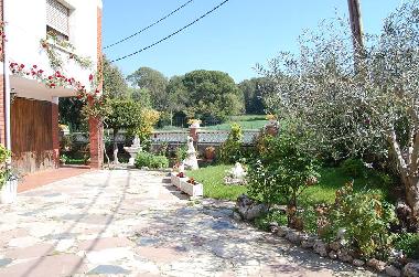 Holiday House in Palau solita i Plegamans (Barcelona) or holiday homes and vacation rentals
