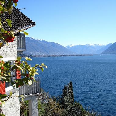 Holiday Apartment in Porto Ronco (Locarno) or holiday homes and vacation rentals