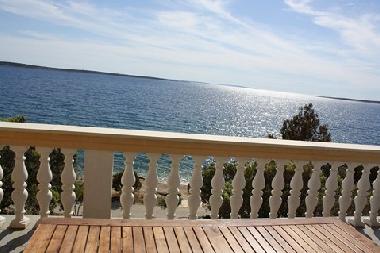 Holiday Apartment in Mandre (Zadarska) or holiday homes and vacation rentals