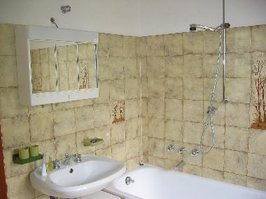 Holiday House in Brezzo di Bedero (Varese) or holiday homes and vacation rentals