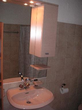 Holiday House in Brezzo di Bedero (Varese) or holiday homes and vacation rentals