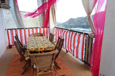 Holiday Apartment in Albu�ol (Granada) or holiday homes and vacation rentals