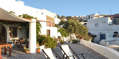 Holiday Apartment in Oia (Kyklades) or holiday homes and vacation rentals