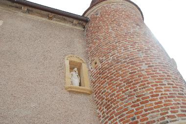 Palace / Castle in La Pacaudiere (Loire) or holiday homes and vacation rentals