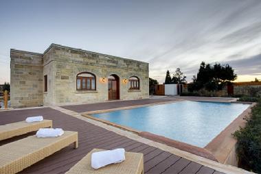 Villa in Zurrieq (Malta) or holiday homes and vacation rentals