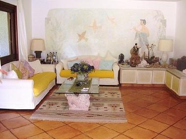 Living room finely frescoed
