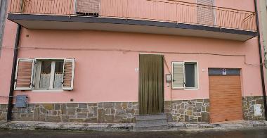 Holiday House in Catenanuova (Enna) or holiday homes and vacation rentals