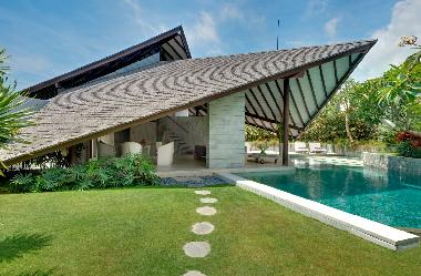 Villa in Semiknyak (Bali) or holiday homes and vacation rentals