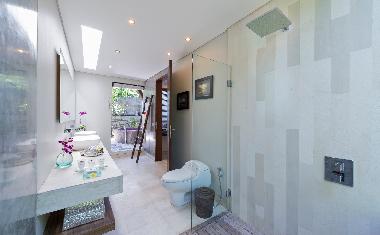 Villa in Semiknyak (Bali) or holiday homes and vacation rentals