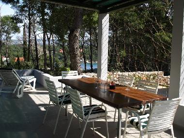 Holiday House in Milna (Splitsko-Dalmatinska) or holiday homes and vacation rentals