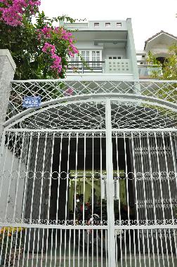 Holiday House in Binh Tan District (Ho Chi Minh) or holiday homes and vacation rentals