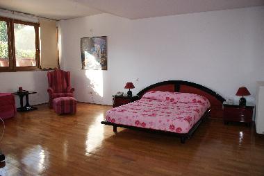 Master bedroom 3-pool view