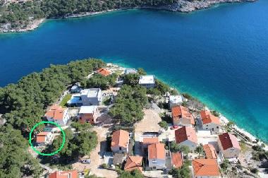 Holiday House in Milna (Splitsko-Dalmatinska) or holiday homes and vacation rentals