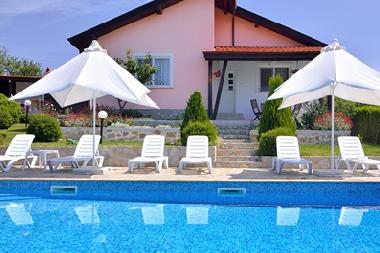 Holiday House in Bryastovets (Burgas) or holiday homes and vacation rentals
