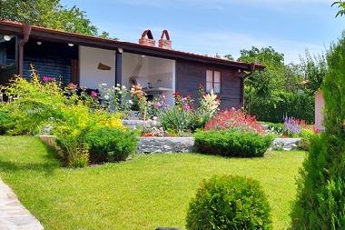 Holiday House in Bryastovets (Burgas) or holiday homes and vacation rentals
