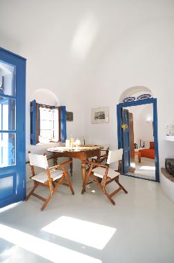 Holiday Apartment in Oia (Kyklades) or holiday homes and vacation rentals