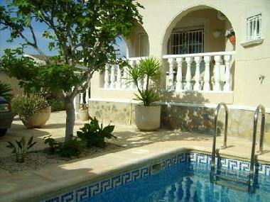 Holiday Apartment in Torrevieja (Alicante / Alacant) or holiday homes and vacation rentals