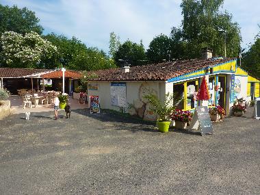 Chalet in LA CHAPELLE AUBAREIL (Dordogne) or holiday homes and vacation rentals