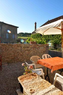 Holiday House in Cruzille (Sane-et-Loire) or holiday homes and vacation rentals