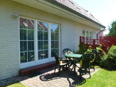 Holiday House in Zingst (Fischland-Dar�-Zingst) or holiday homes and vacation rentals