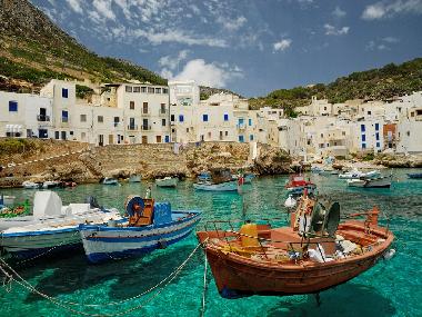 Villa in Buseto palizzolo (Trapani) or holiday homes and vacation rentals