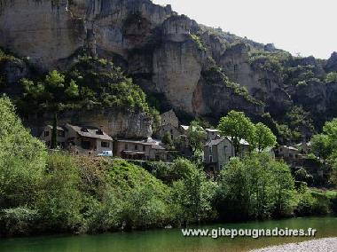 Holiday House in Sainte Enimie (Lozre) or holiday homes and vacation rentals