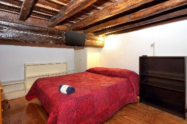 the double bed upstair