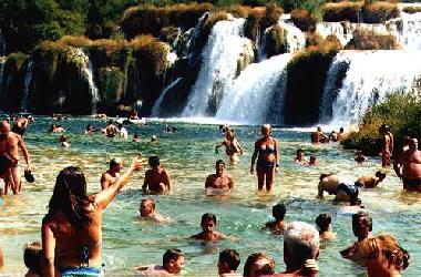 Holiday Apartment in vodice (Sibensko-Kninska) or holiday homes and vacation rentals