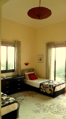 Second bedroom with en-suite bathroom and balcony