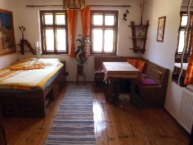 Casa Pelu - first room (Casa Vale, Sibiu, Transylvania)