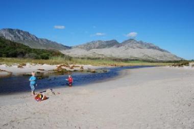 Holiday House in Pringle Bay (Western Cape) or holiday homes and vacation rentals
