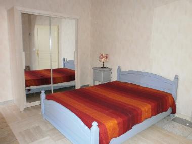 Holiday Apartment in n�vian (Aude) or holiday homes and vacation rentals