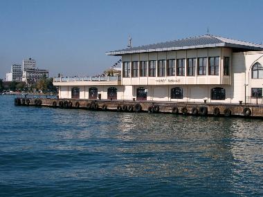 Holiday Apartment in Kadiky (Istanbul) or holiday homes and vacation rentals