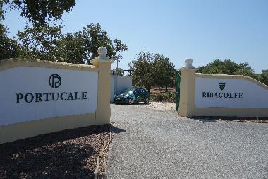 Holiday House in Santo Estevo (Grande Lisboa) or holiday homes and vacation rentals