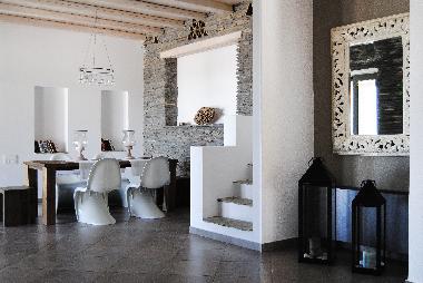 Dining room and stairway to the first floor 