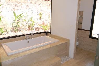 Villa in Koh Lanta (Krabi) or holiday homes and vacation rentals