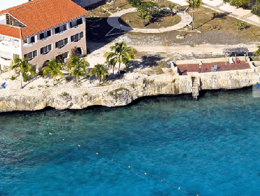 The apartment is really private because it