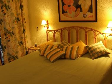 Master bedroom with sea view and en-suite shower room