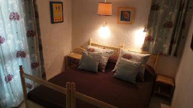 2nd double bedroom with sea view