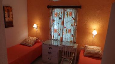 3rd bedroom with garden view