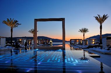 Puro Beach - Porto Montenegro